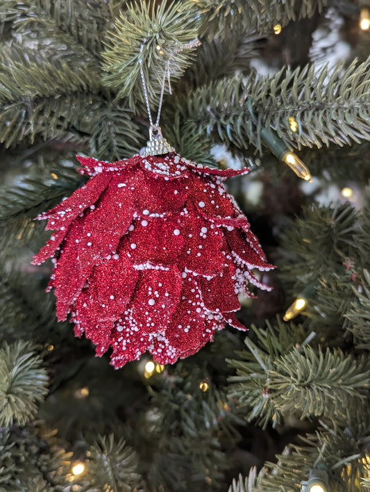 Red Leaf with White 10cm- Set of 4